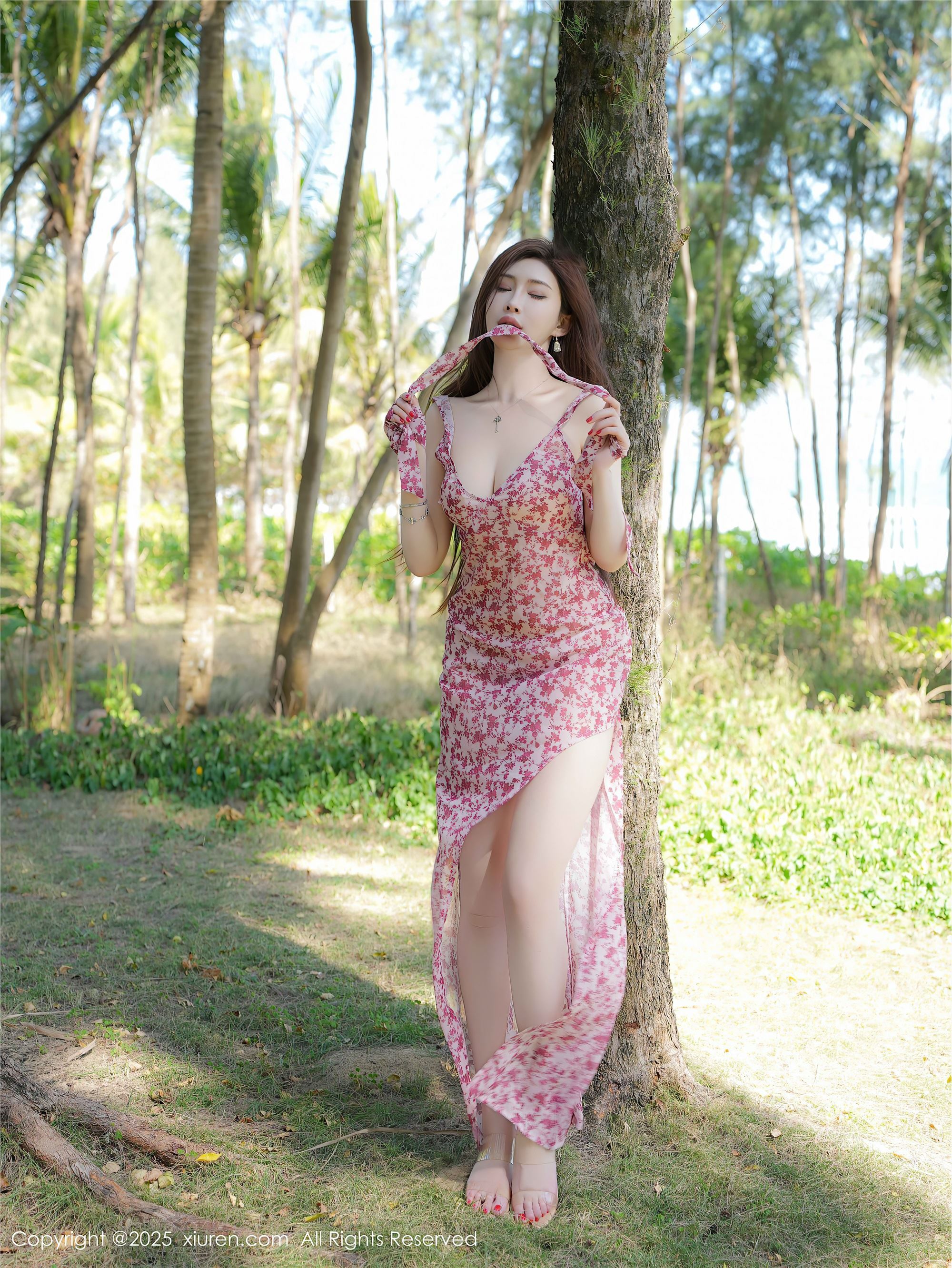 Xiuren秀人网 2025.01.10 NO.9736 Carol周妍希X